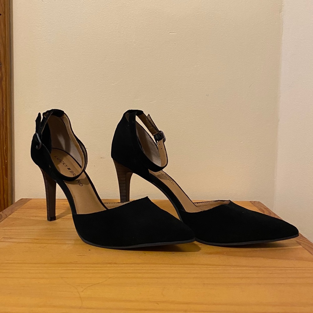 Lucky Brand heels with ankle strap, black suede